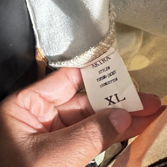 Yin-Yang Patterned Oversized Jacket - Picture 4 of 5